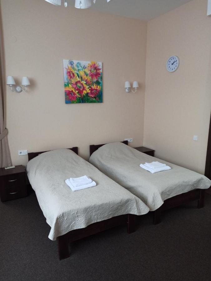 Guest House Adam Mickiewicz Lviv Ngoại thất bức ảnh