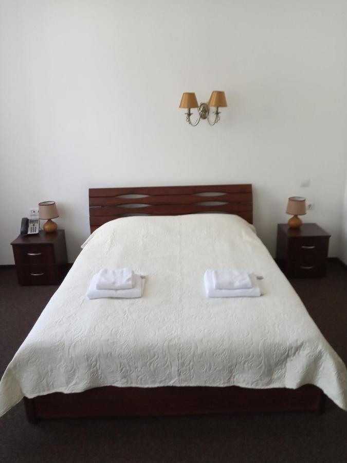 Guest House Adam Mickiewicz Lviv Ngoại thất bức ảnh